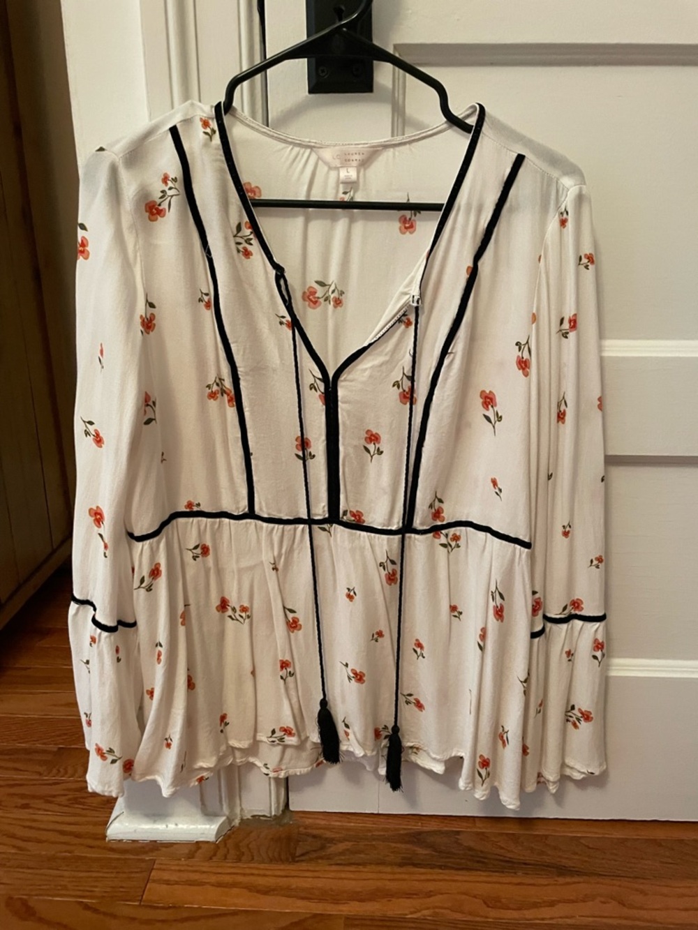 LC Lauren Conrad White Floral Peasant Blouse with Black Trim